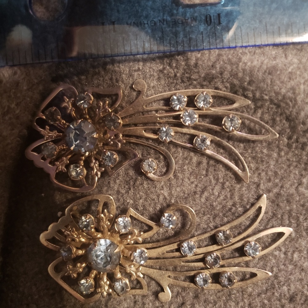 Prom earrings vintage